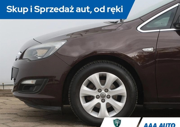 Opel Astra cena 44000 przebieg: 103693, rok produkcji 2015 z Sieraków małe 106